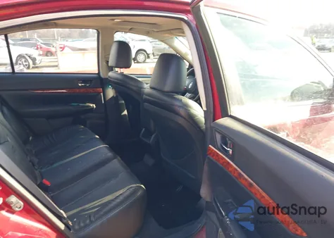 2010 Subaru Legacy 3.6R Limited z USA, uszkodzony, nr VIN 4S3BMDL6XA2230347